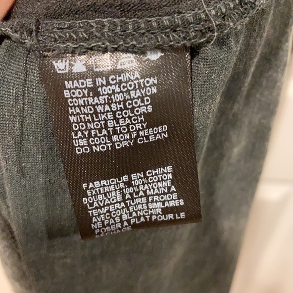 Paper Crane Keyhole Shirttail hem Dress EUC - Picture 11 of 12